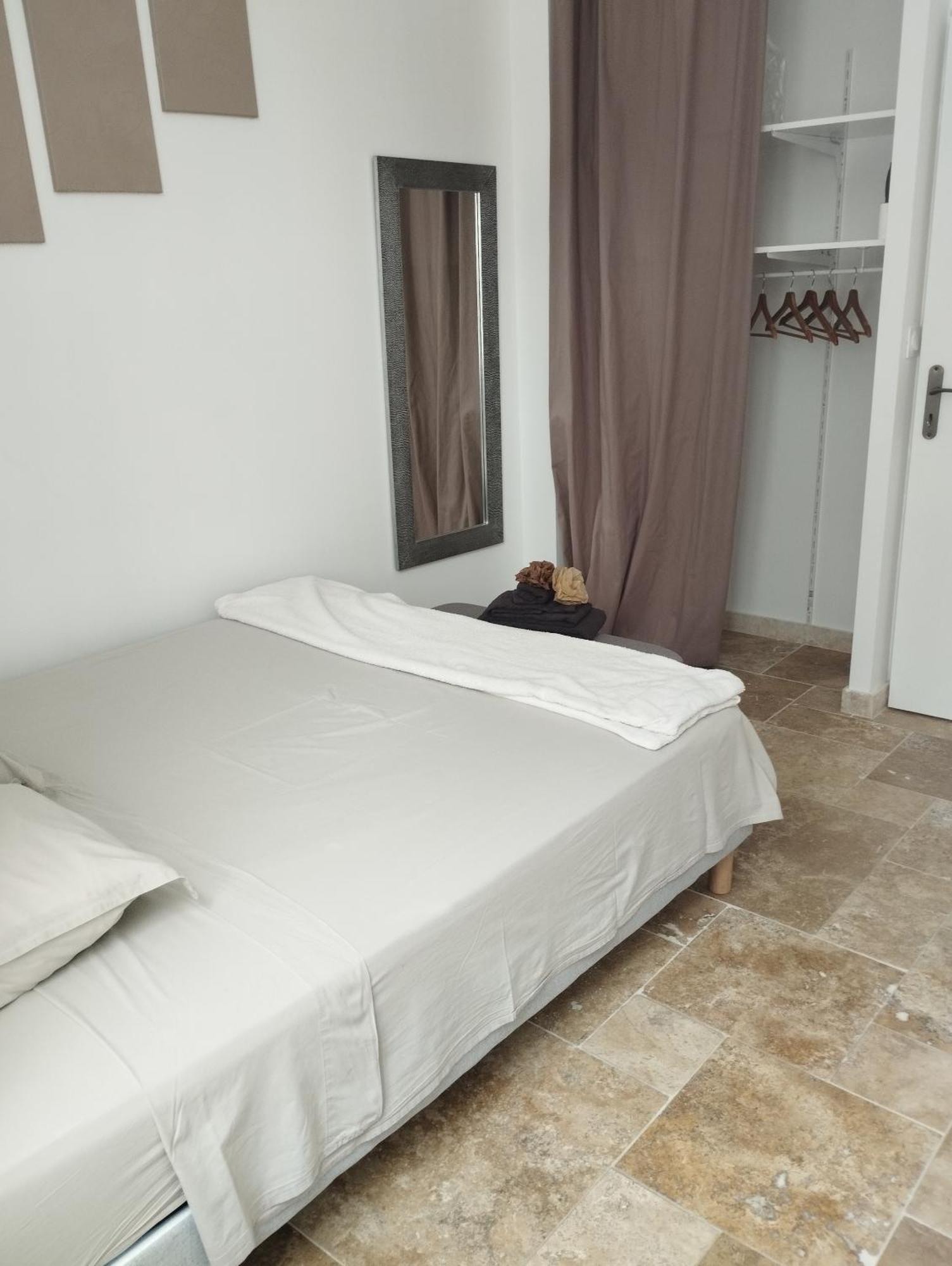 Appartement Lumineux En Rdc Bourgoin-Jallieu Esterno foto